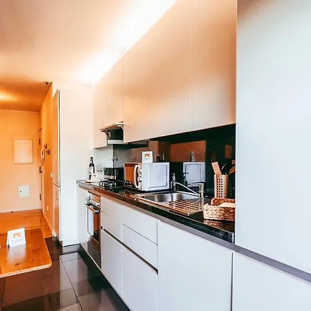 Bridge View With Balcony By Gt House Sacavém