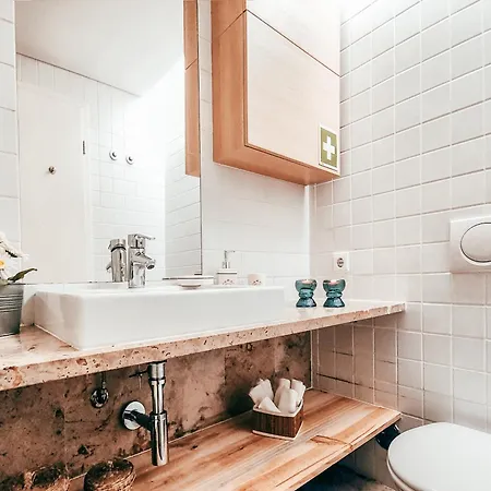 Bridge View With Balcony By Gt House Apartamento