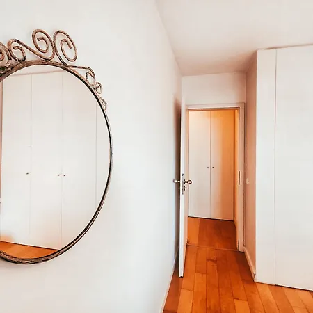 Bridge View With Balcony By Gt House